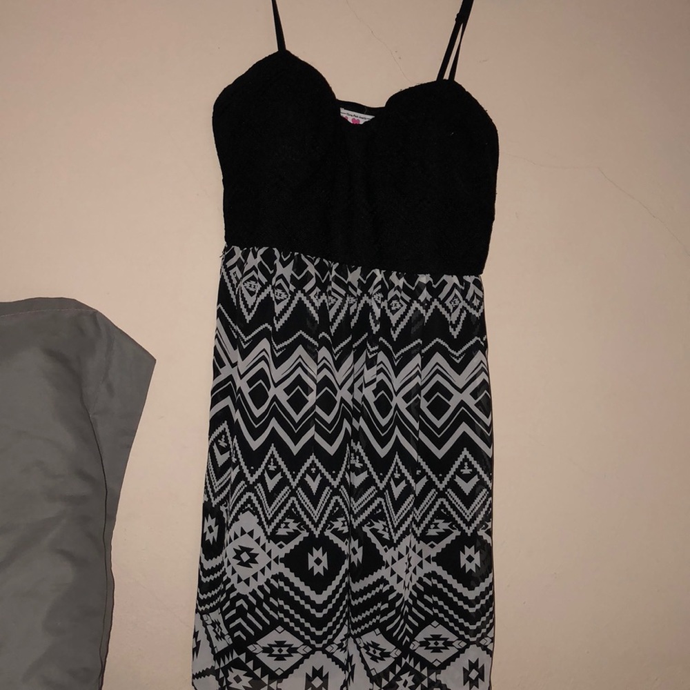 Black and white summer dress